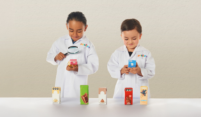 Una diario, hace daño: Profeco analiza leches saborizadas para niñas y niños