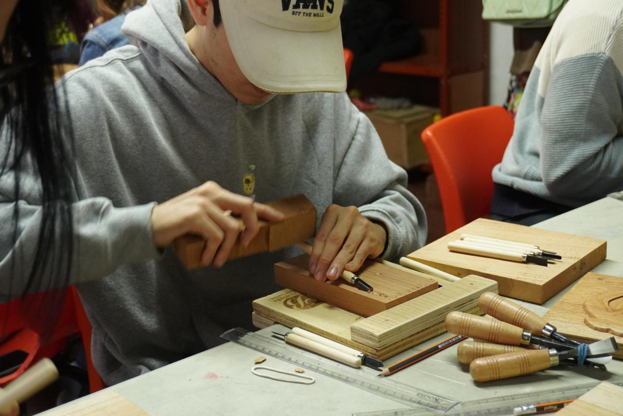Participa en los Laboratorios Creativos de Talla en madera en Xalapa y Veracruz
