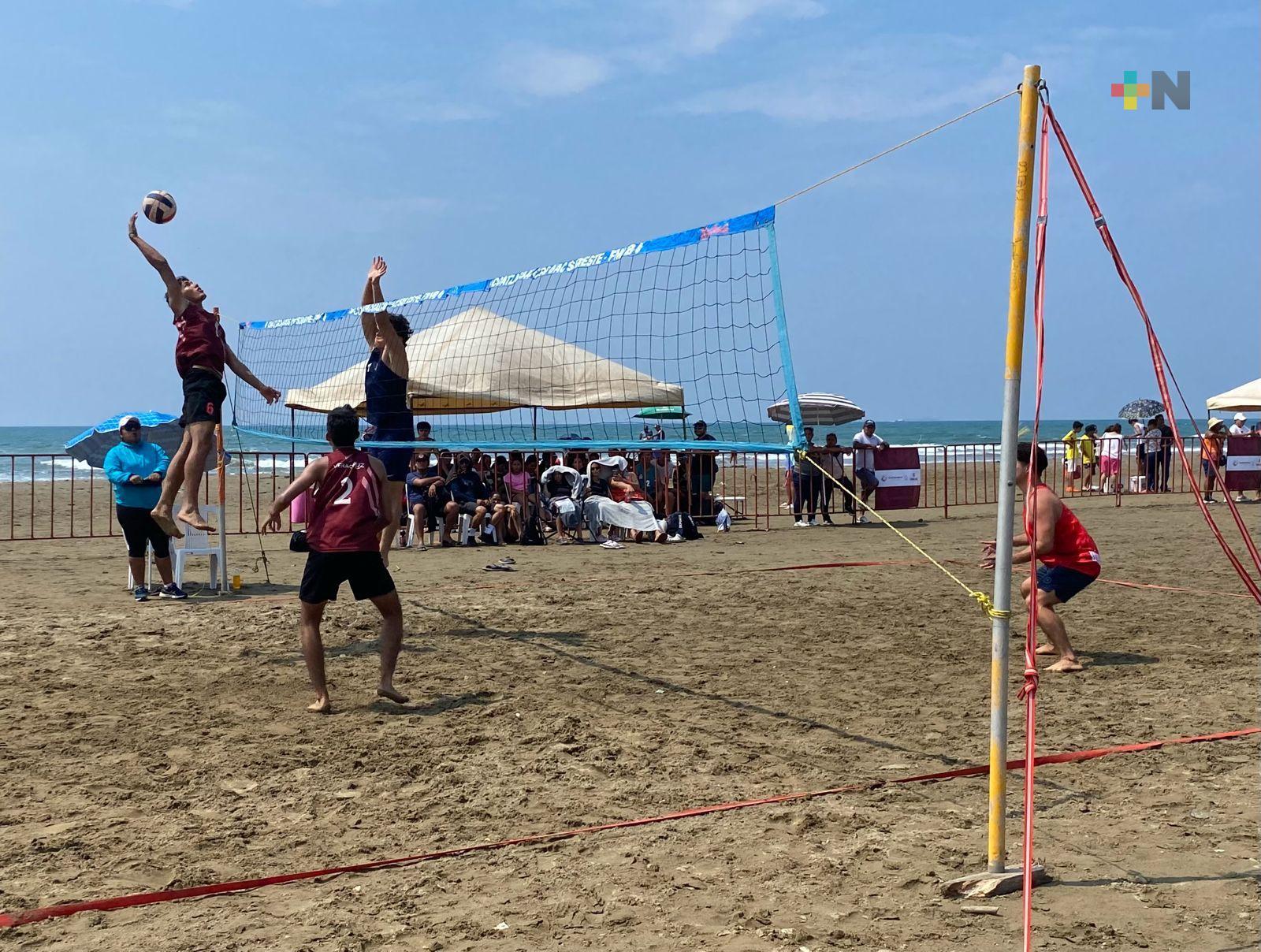 Selección de voleibol de playa de Veracruz se alista para la Olimpiada Nacional 2026