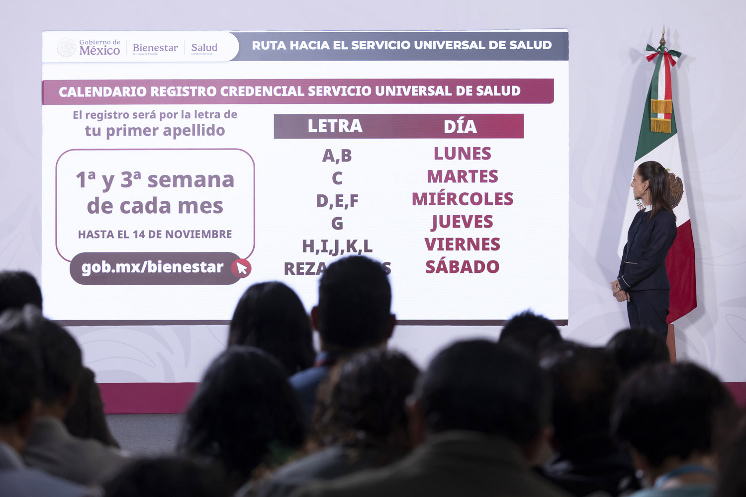 Avanza credencialización del Servicio Universal de Salud