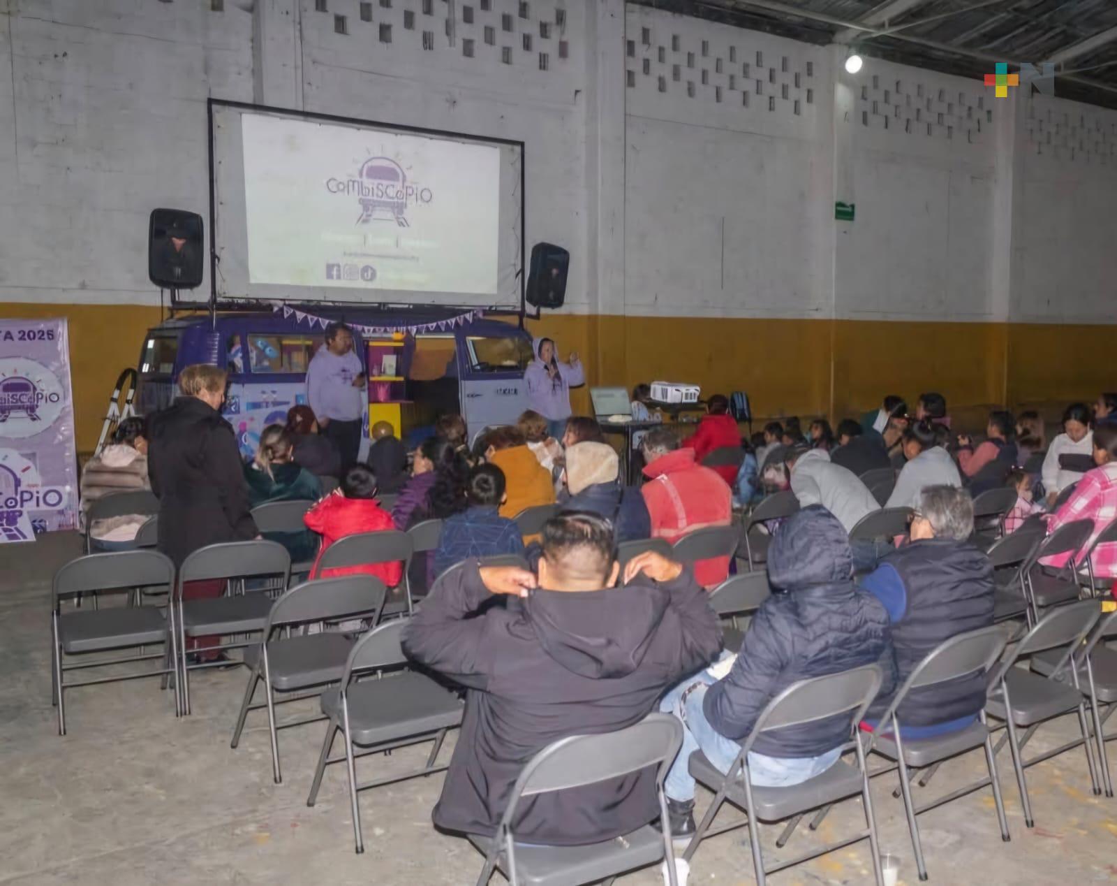 Exposición reúne arte contemporáneo en Xalapa
