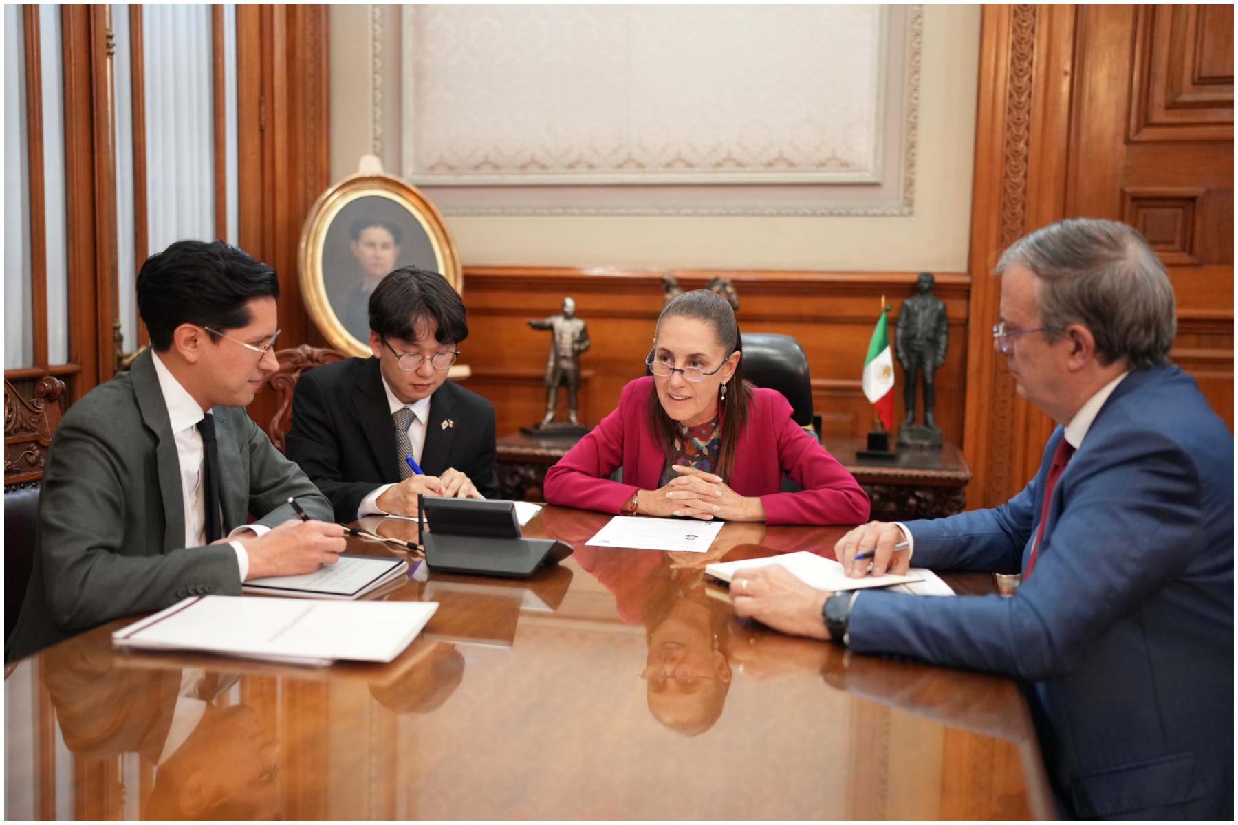 Sheinbaum invita a presidente de Corea del Sur a México