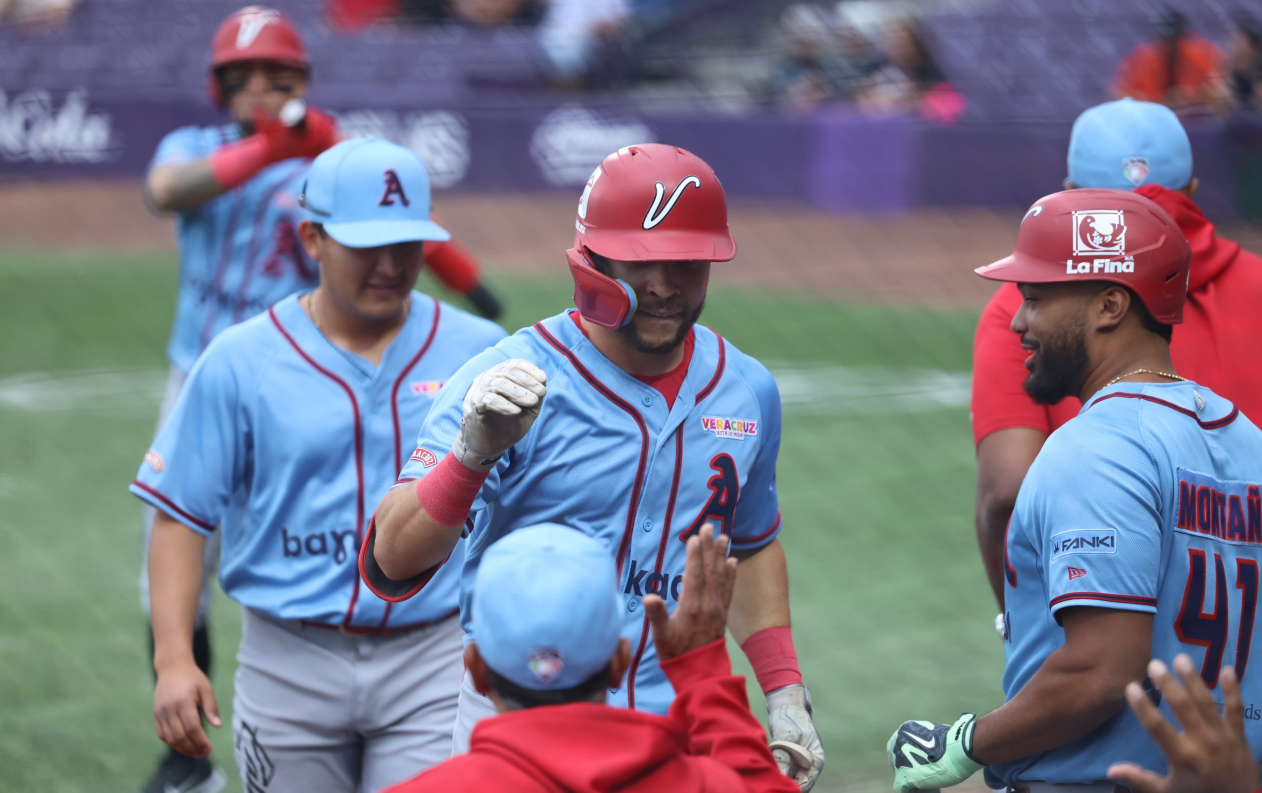 Victoria y récord para El Águila de Veracruz