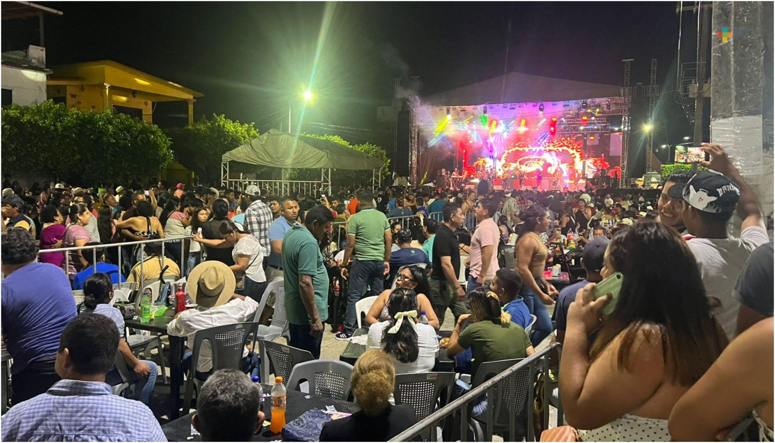 Carnaval de la Caña de Azúcar 2026 fortalece la economía de Tlacojalpan