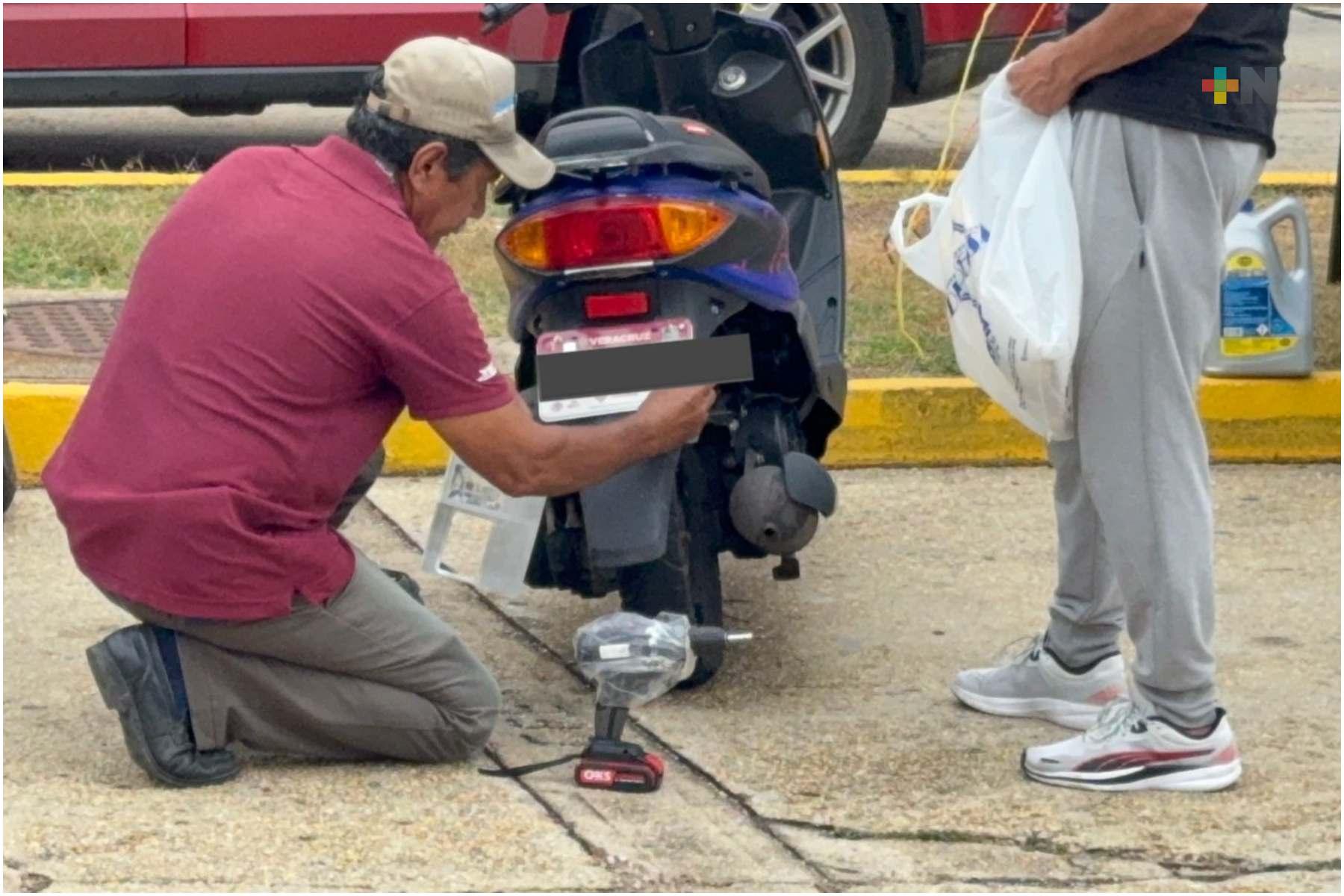 Operativos de tránsito detonan emplacamiento de motos en Coatzacoalcos