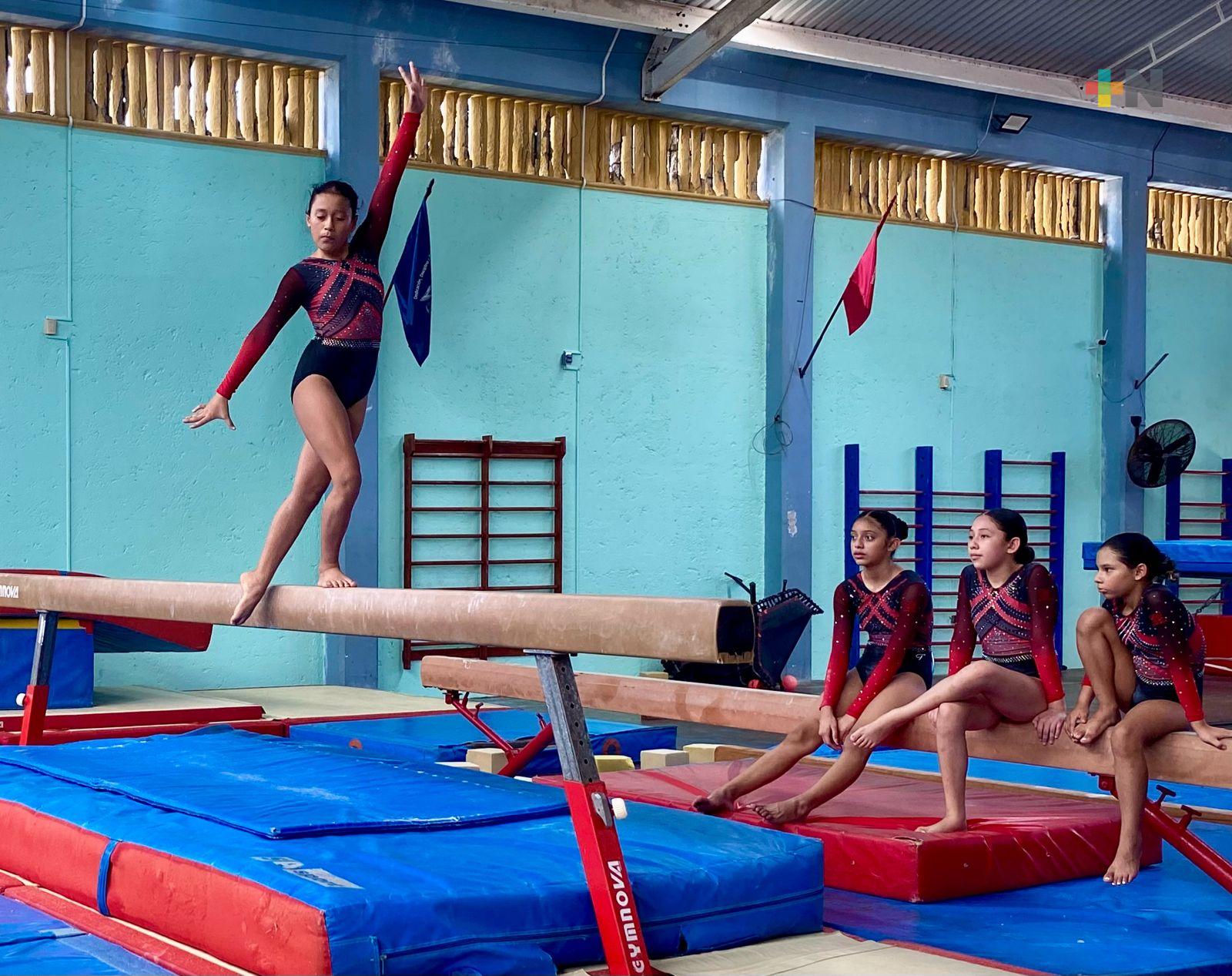 Gimnastas de Coatzacoalcos competirán en Nacional de Aguascalientes