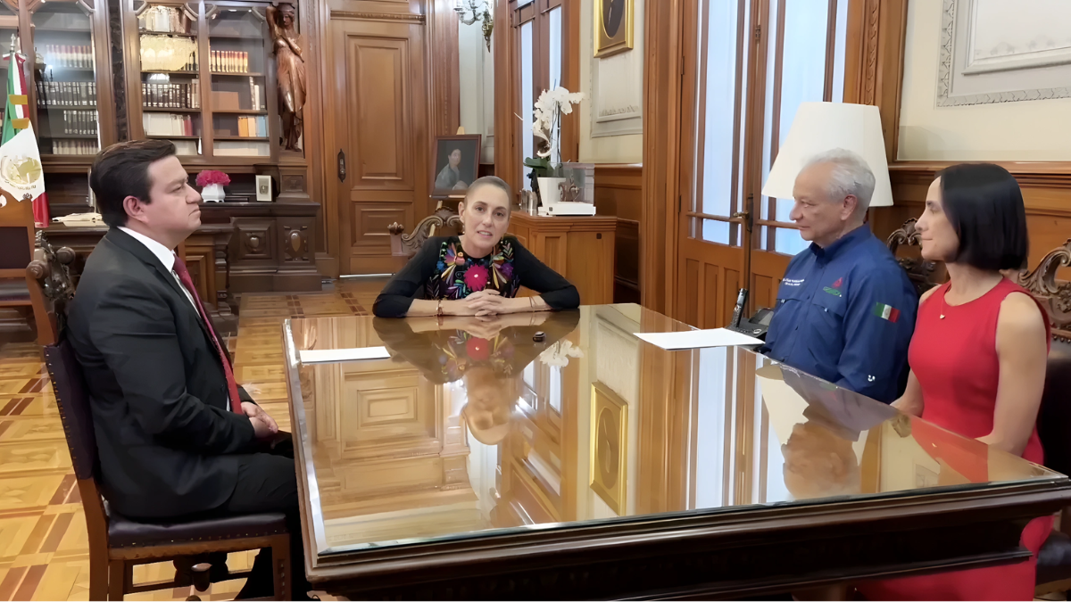 Víctor Rodríguez deja dirección de Pemex