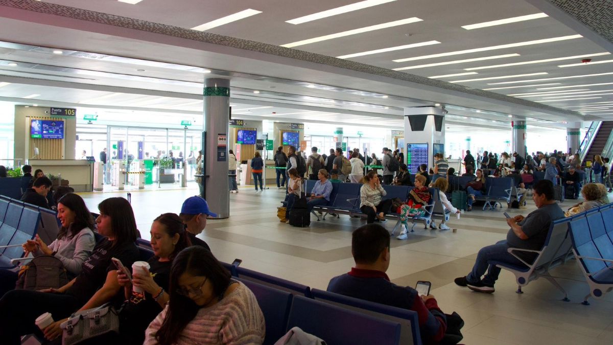 Filtros sanitarios vs. ébola en México, EUA y Canadá