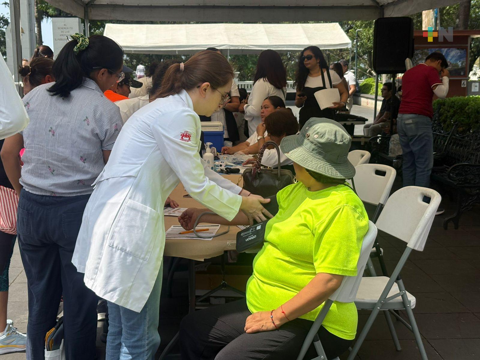Llega la Jornada de Salud en parque Juárez de Xalapa