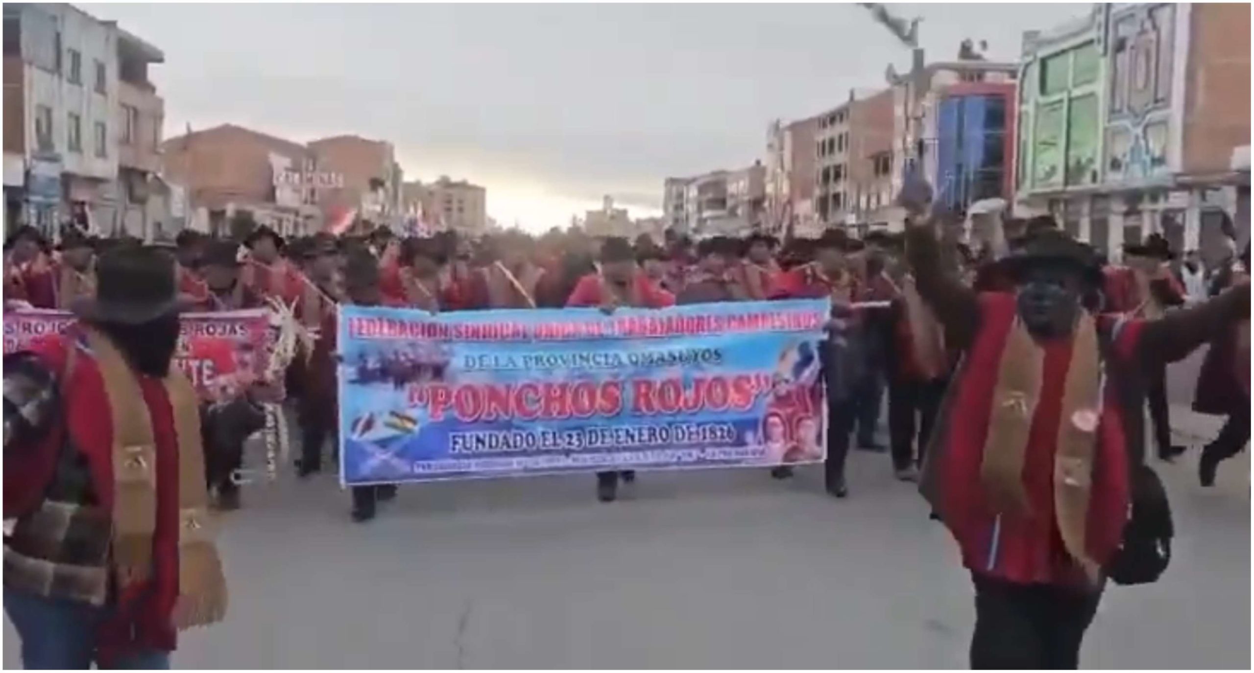 Bolivia: marchan comunidades originarias