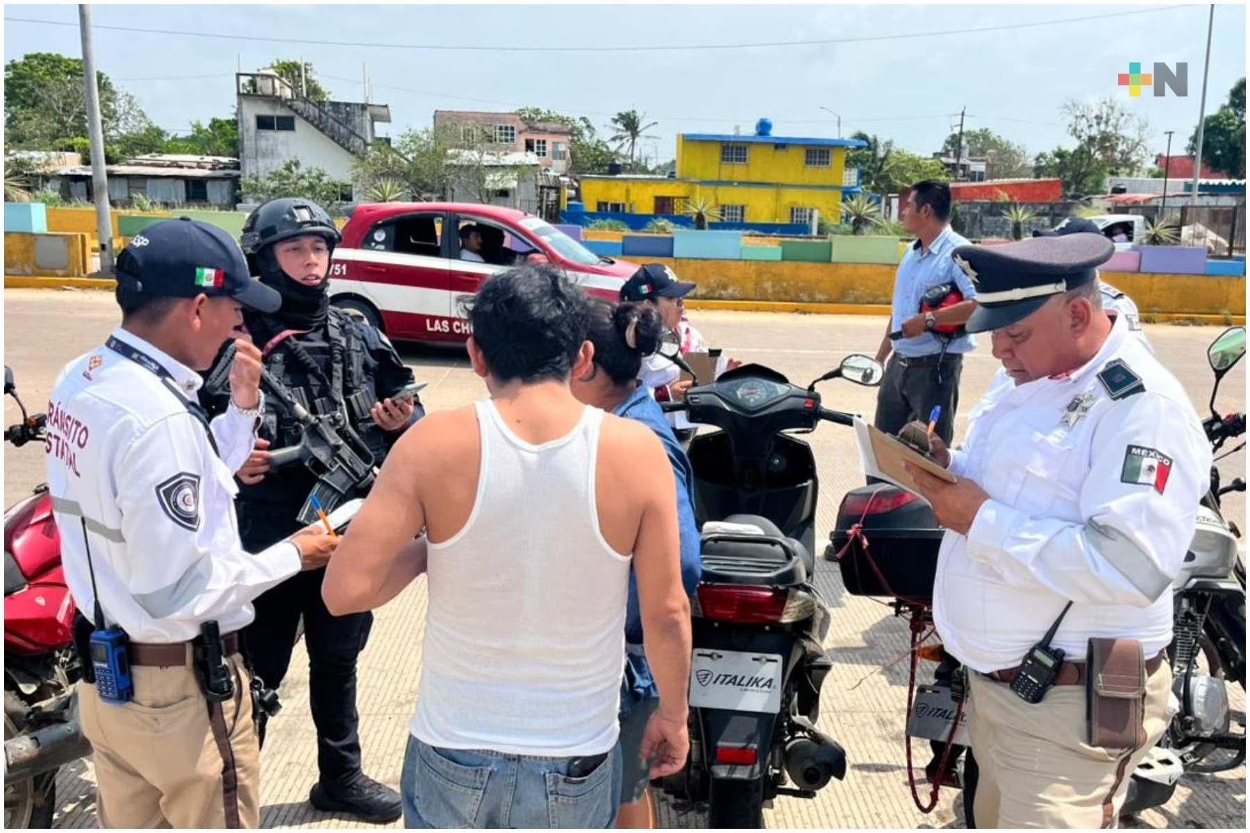 Operativos viales buscan regularizar motocicletas en Coatzacoalcos