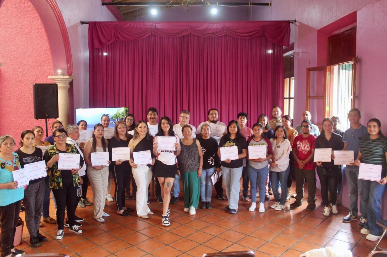 Avanza Naolinco en la profesionalización del sector turístico