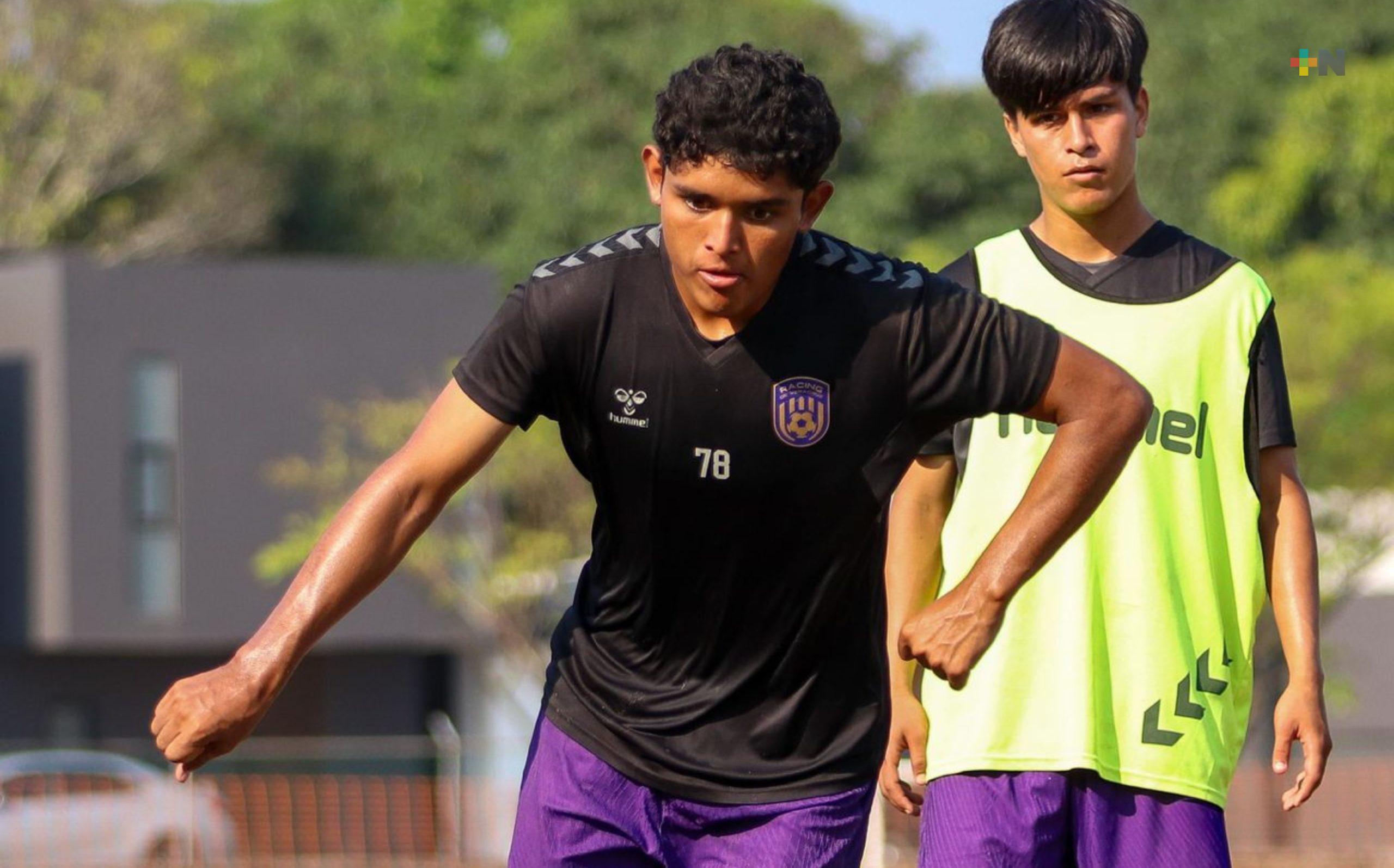 Racing busca un lugar en cuartos de final