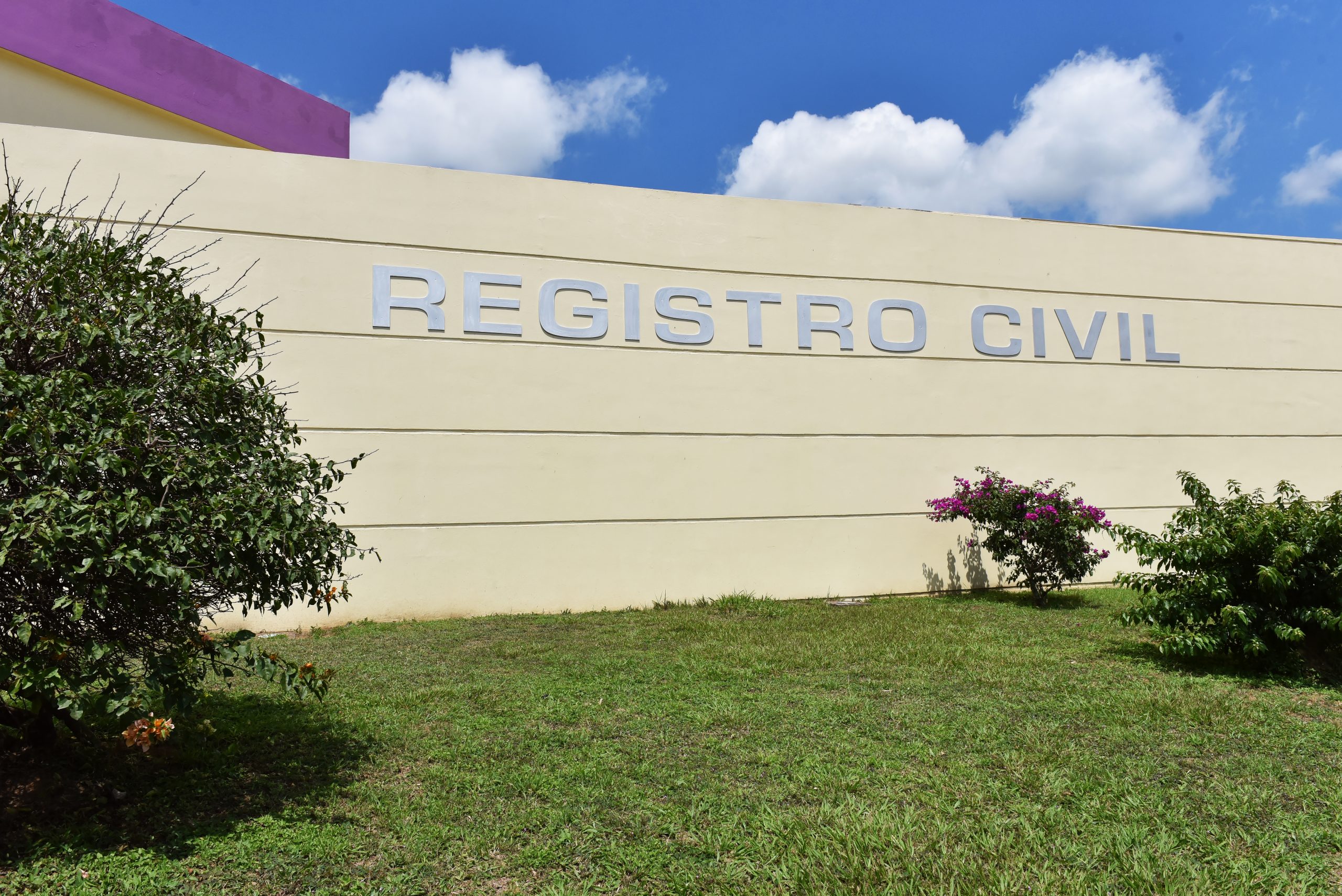 Registro Civil de Xalapa recibe pocas solicitudes para invertir orden de apellidos