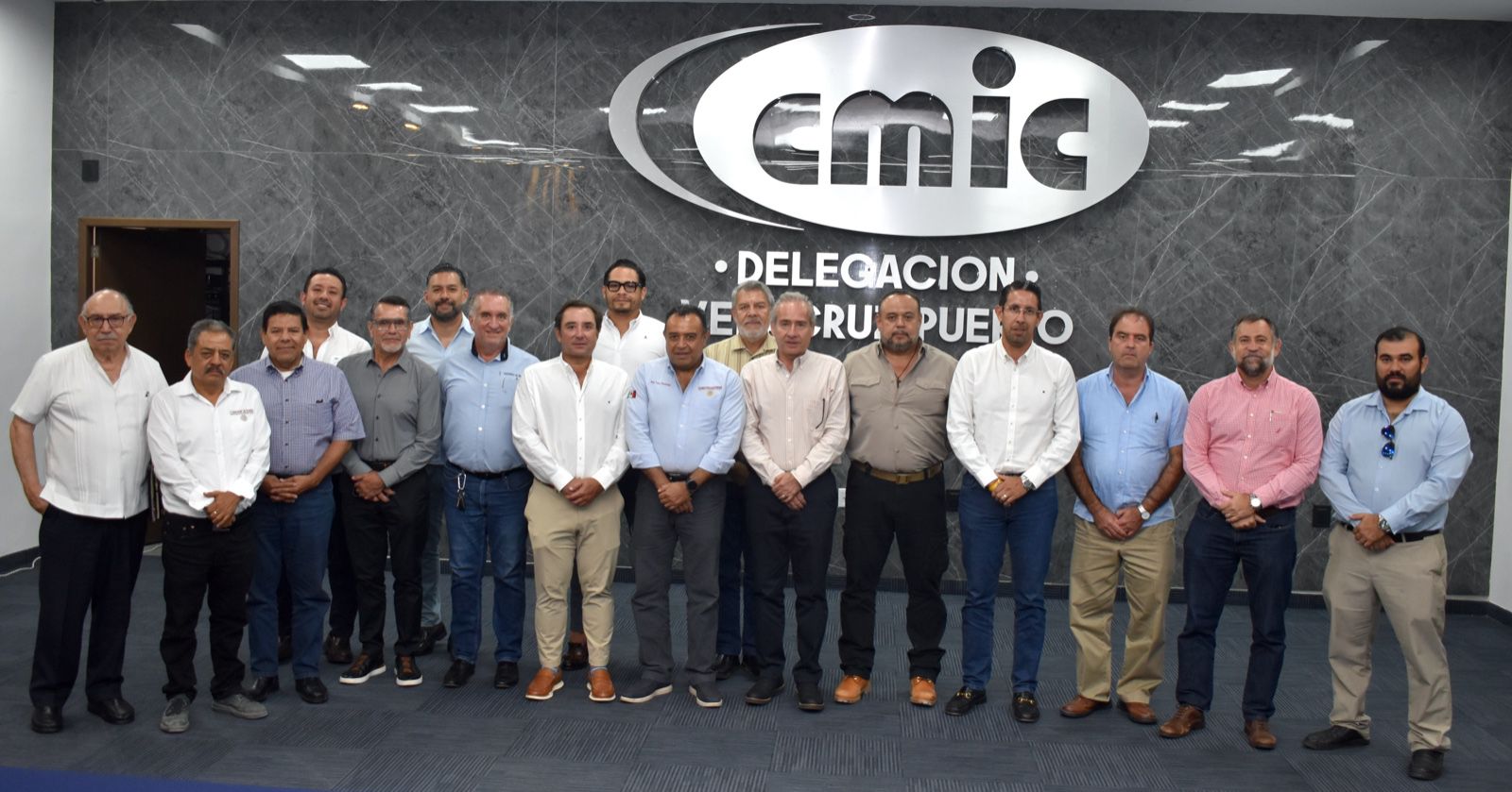 SICT Veracruz coordina alianzas con empresas constructoras
