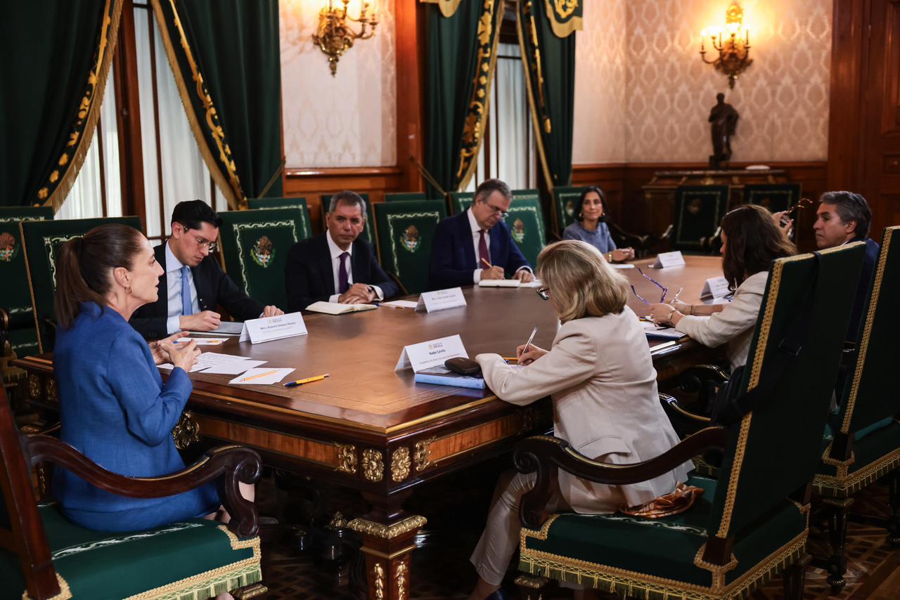 Presidenta Sheinbaum encabeza reunión con presidenta del Banco Europeo de Inversiones