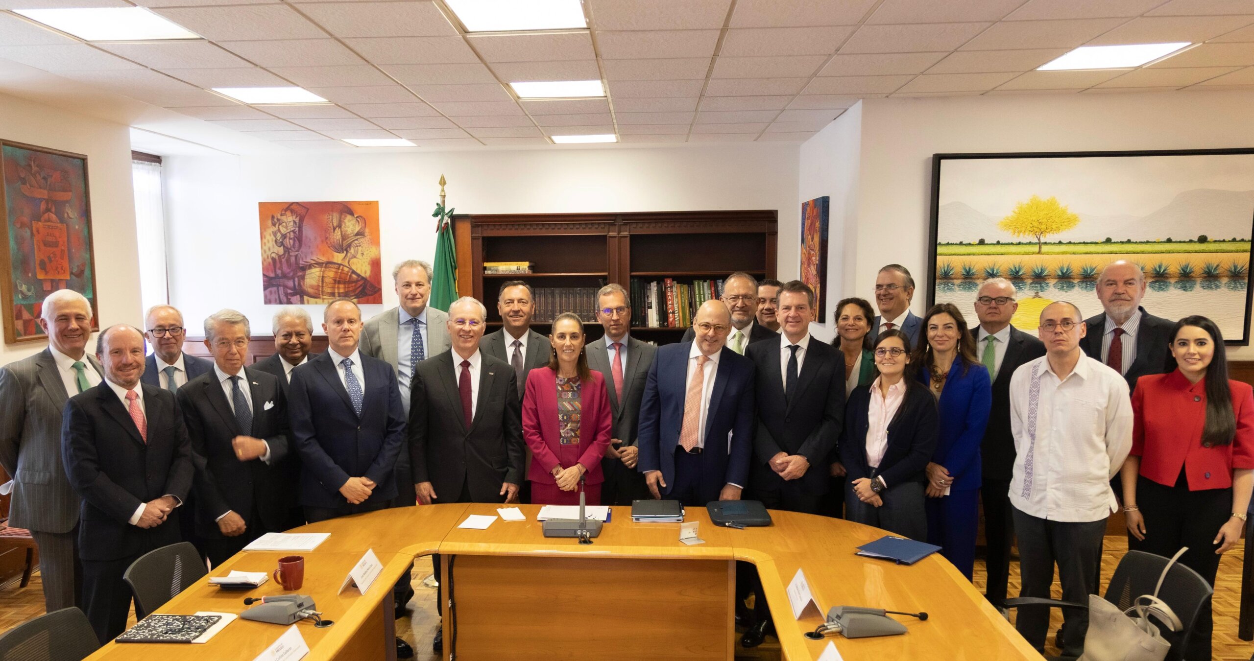 En Palacio Nacional, presidenta Sheinbaum se reúne con Consejo Coordinador Empresarial