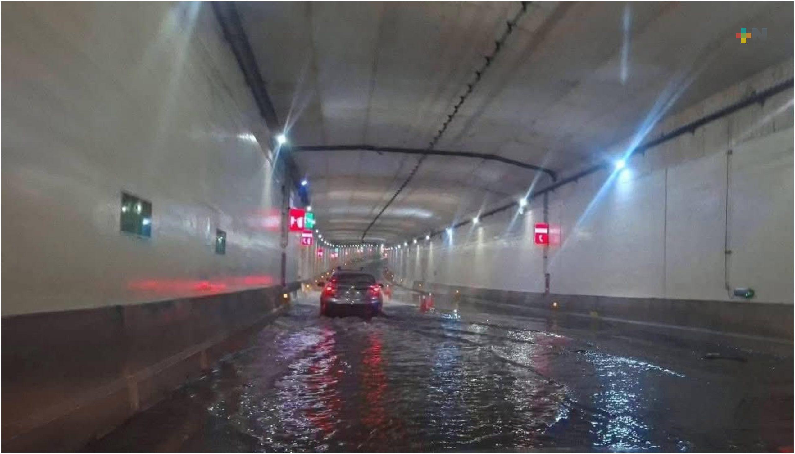 Trabajos de mantenimiento provocan acumulación de agua en Túnel Sumergido
