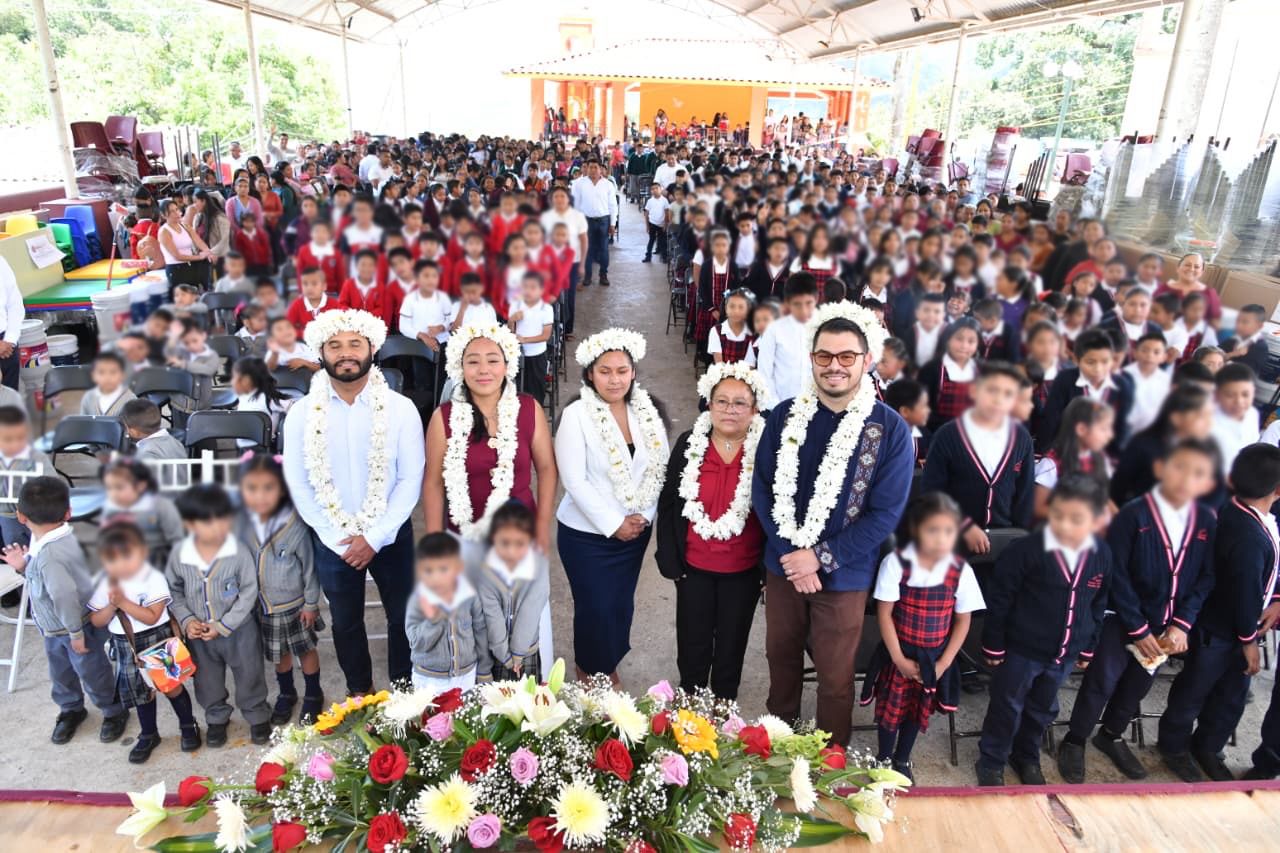 Transformando la Educación equipa ocho planteles en Magdalena