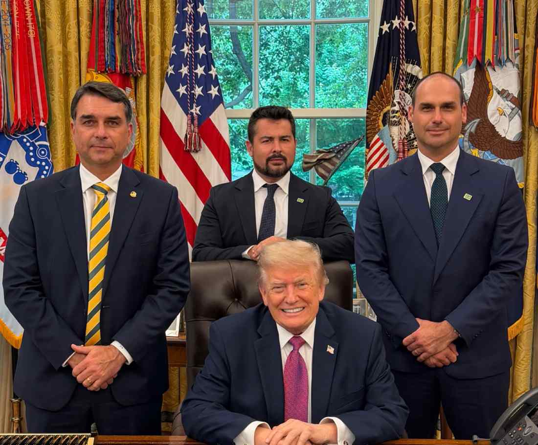 Flávio Bolsonaro pide a Trump declarar bandas criminales de Brasil como terroristas