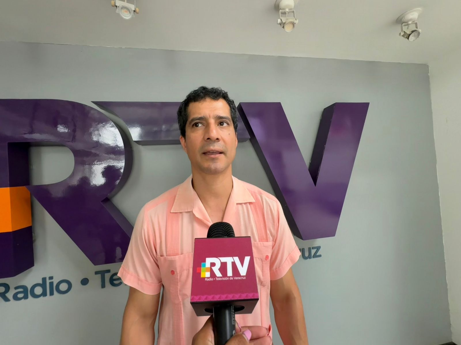 Sin riego de contagios por ébola en México, señala especialista