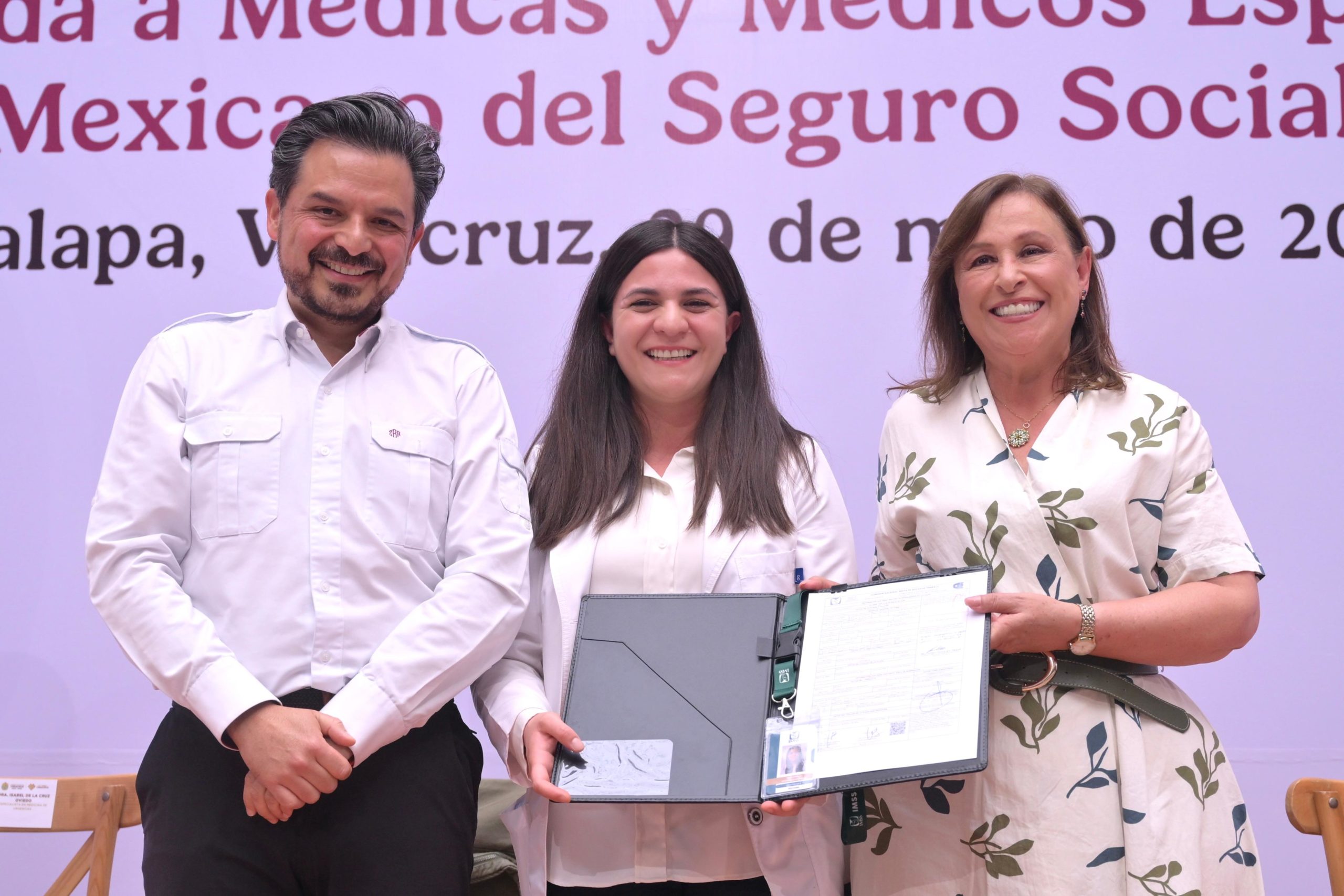 Se incorporan 516 especialistas al IMSS en Veracruz para reforzar la atención médica