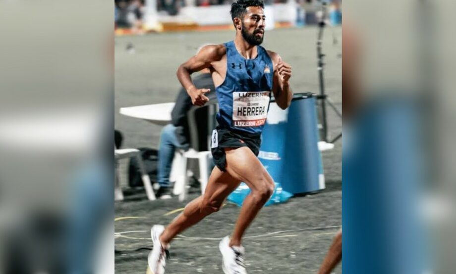 Herrera rompe récord mexicano en 3 mil metros