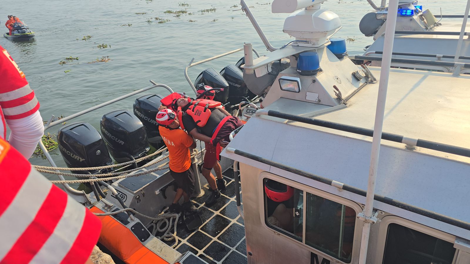 Realizan simulacro de rescate acuático en Coatzacoalcos