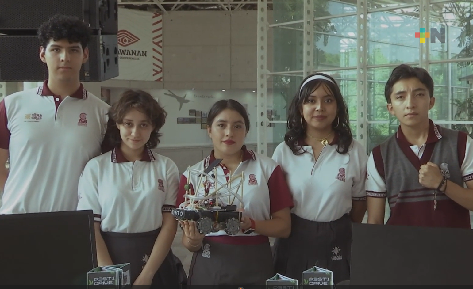 Once proyectos de robótica de alumnos Cobaev se presentaron en museo Kaná