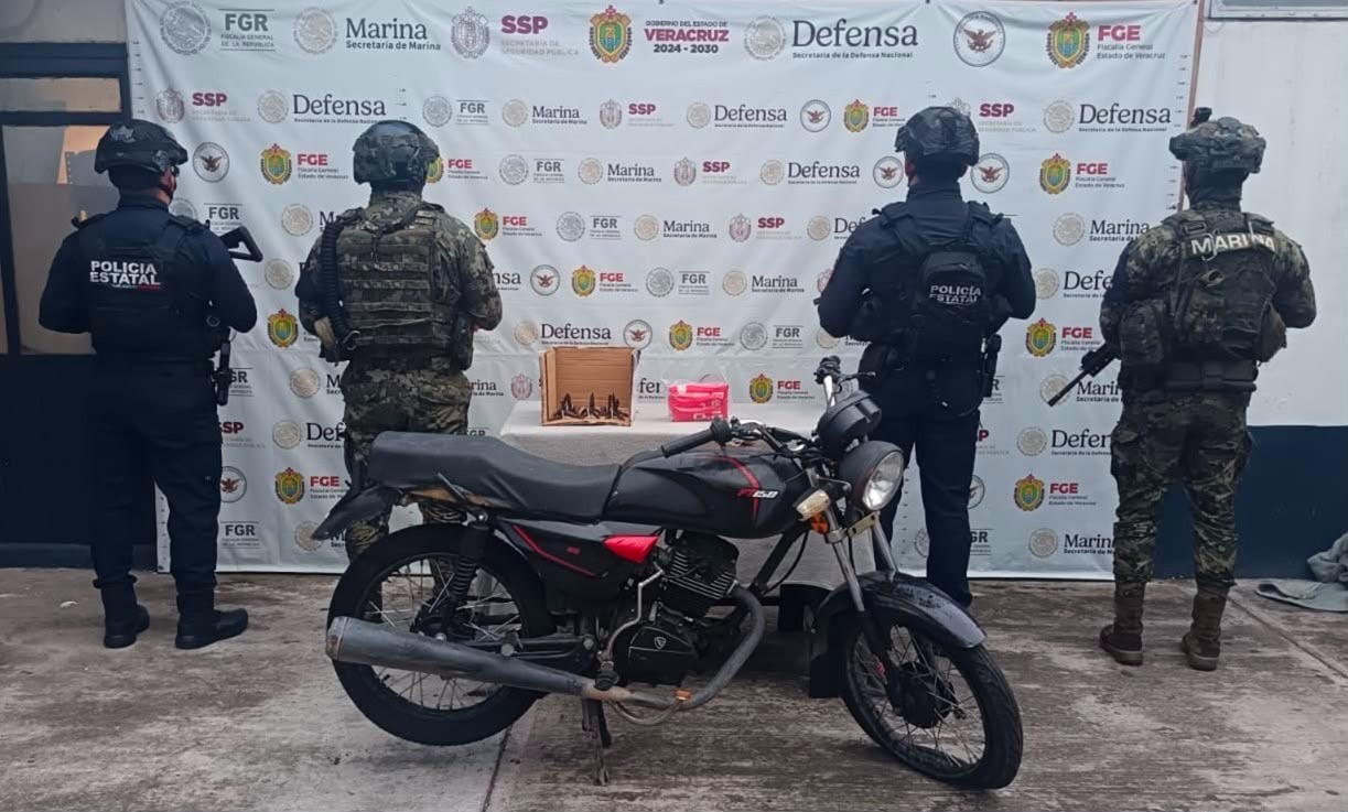 En operativos, decomisa SSP 900 litros de hidrocarburo y detiene a 35 personas