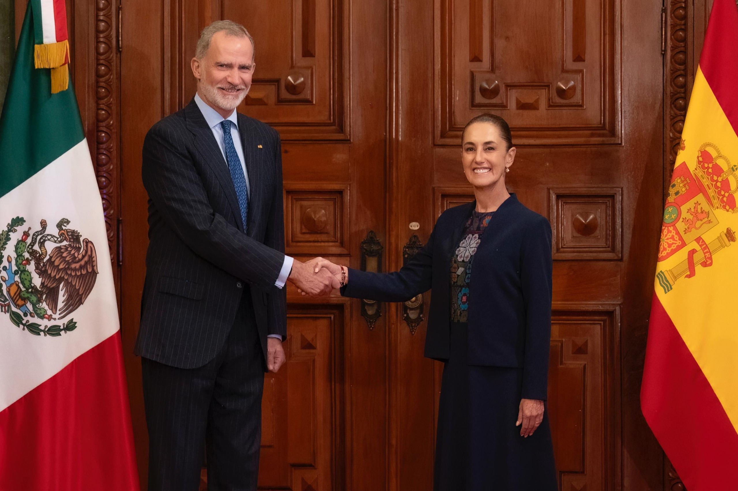 En Palacio Nacional, Presidenta de México recibe al rey de España