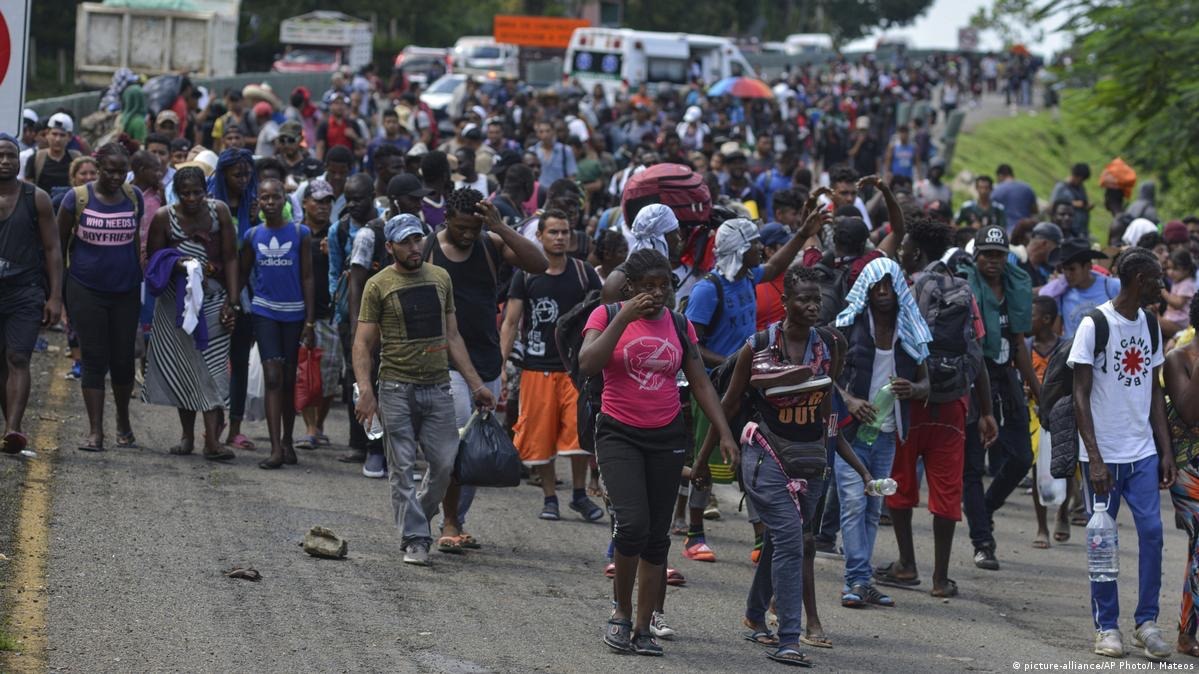 En Estados Unidos se endurecen las medidas contra comunidades indocumentadas.