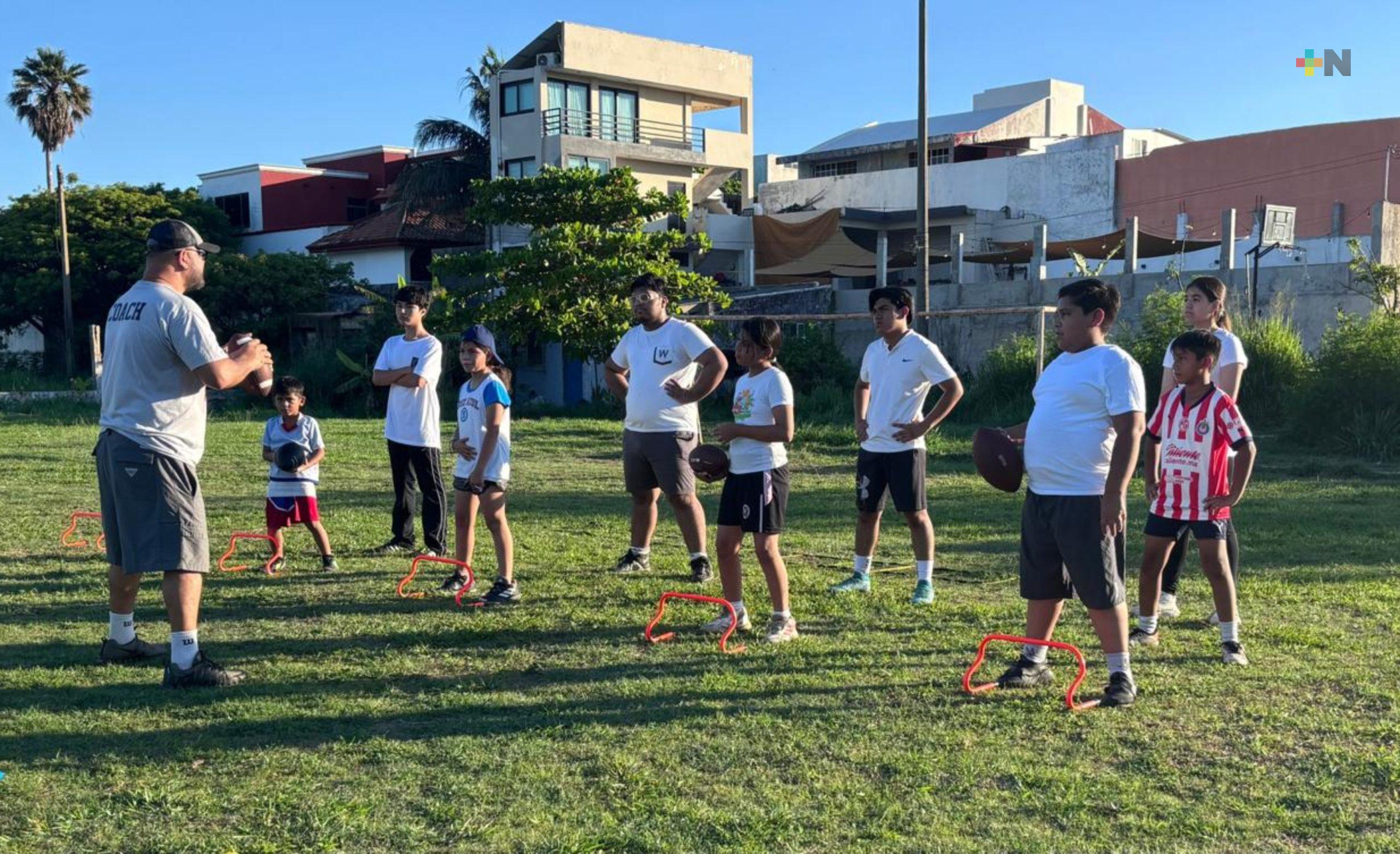 Acorazados de Coatzacoalcos promueve la practica del futbol americano