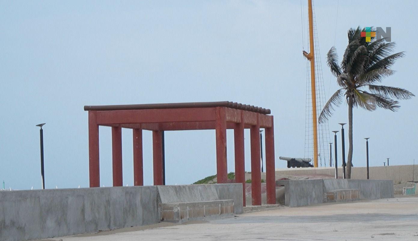 Avanza reconstrucción del malecón de Coatzacoalcos