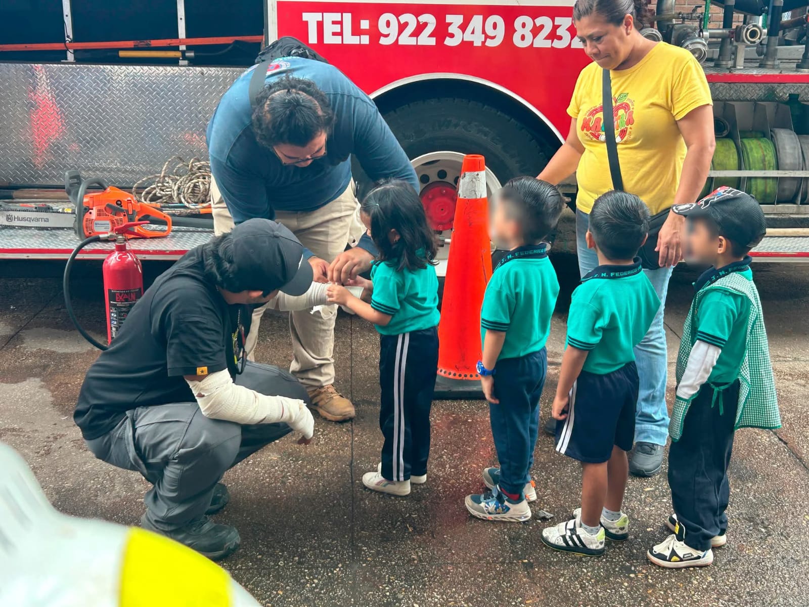 Bomberos de Mina promueven cultura de prevención con recorridos de infantes