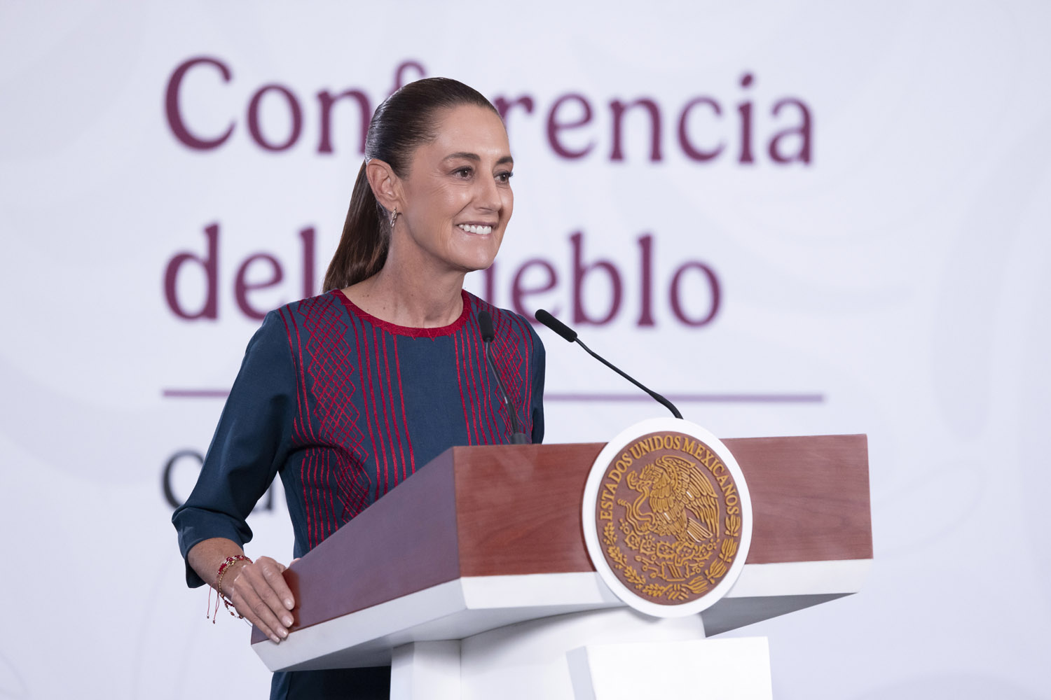 Posible reunión entre Presidenta y Rey de España, quien llega a México por el Mundial