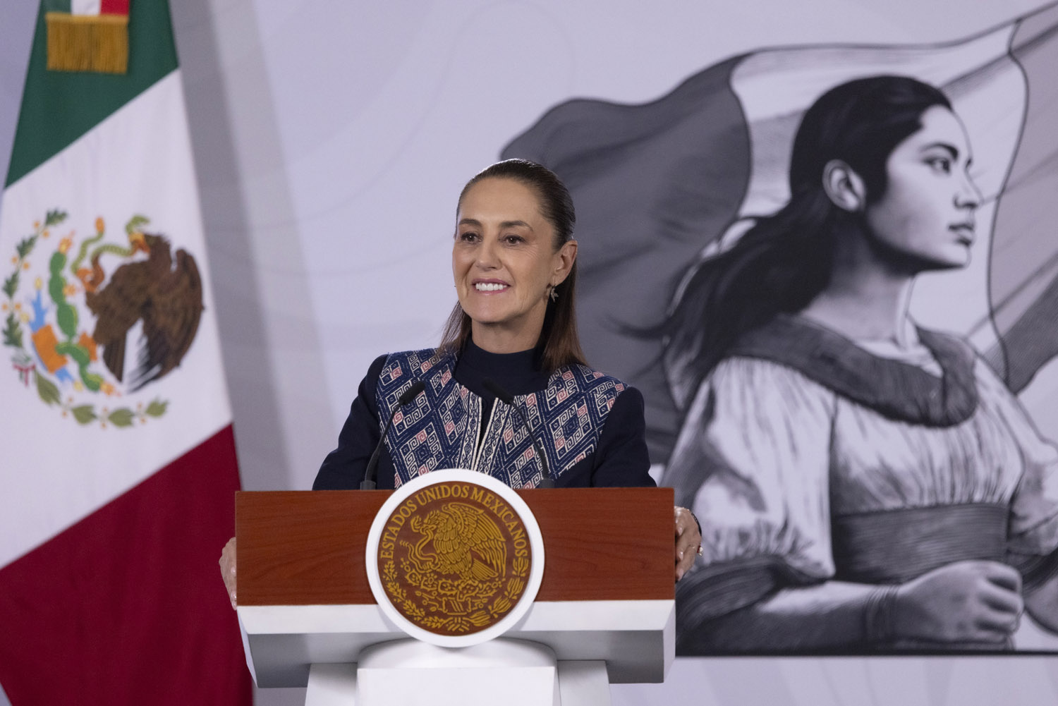 No engancharse en polémica, no está bien informado: Sheinbaum sobre dichos de Trump