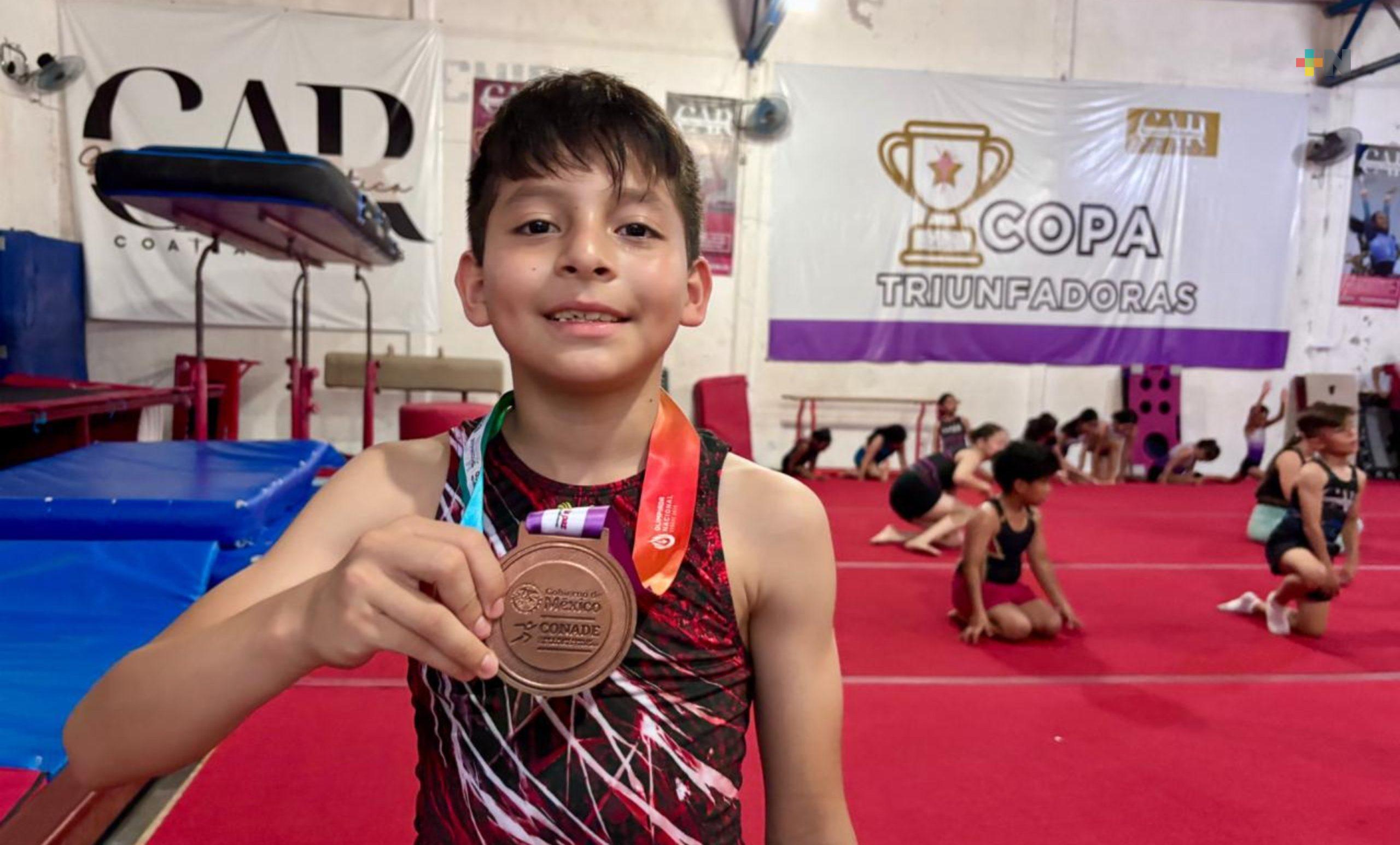 Decker González ganó bronce en Olimpiada Nacional