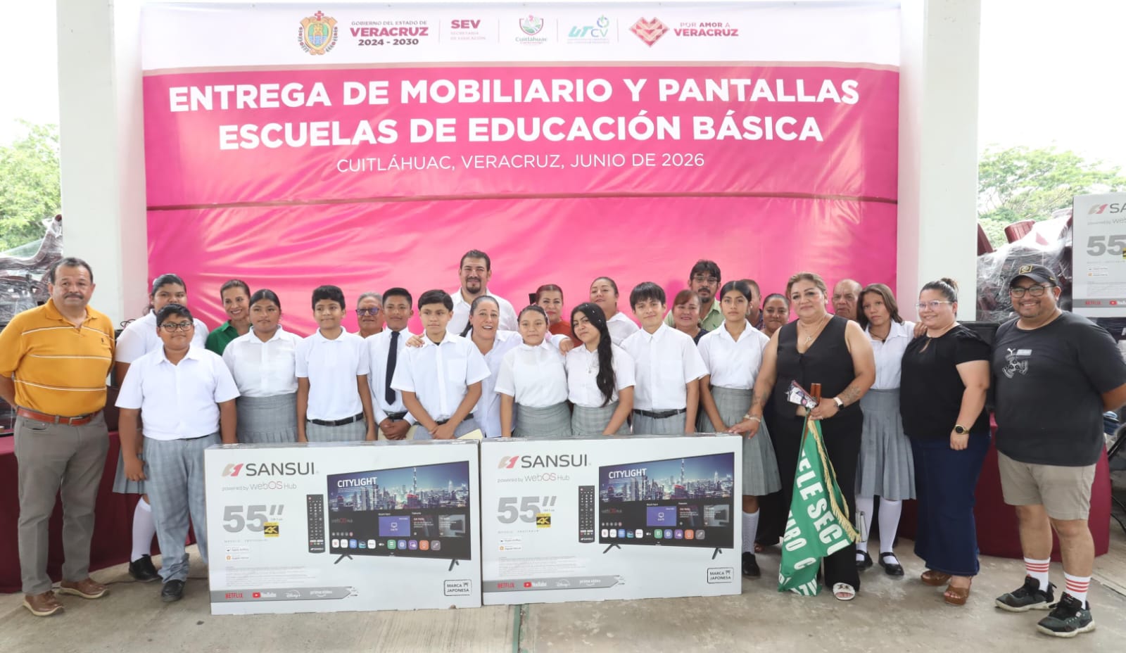 Atiende Gobierno de Veracruz rezago histórico de 232 planteles escolares
