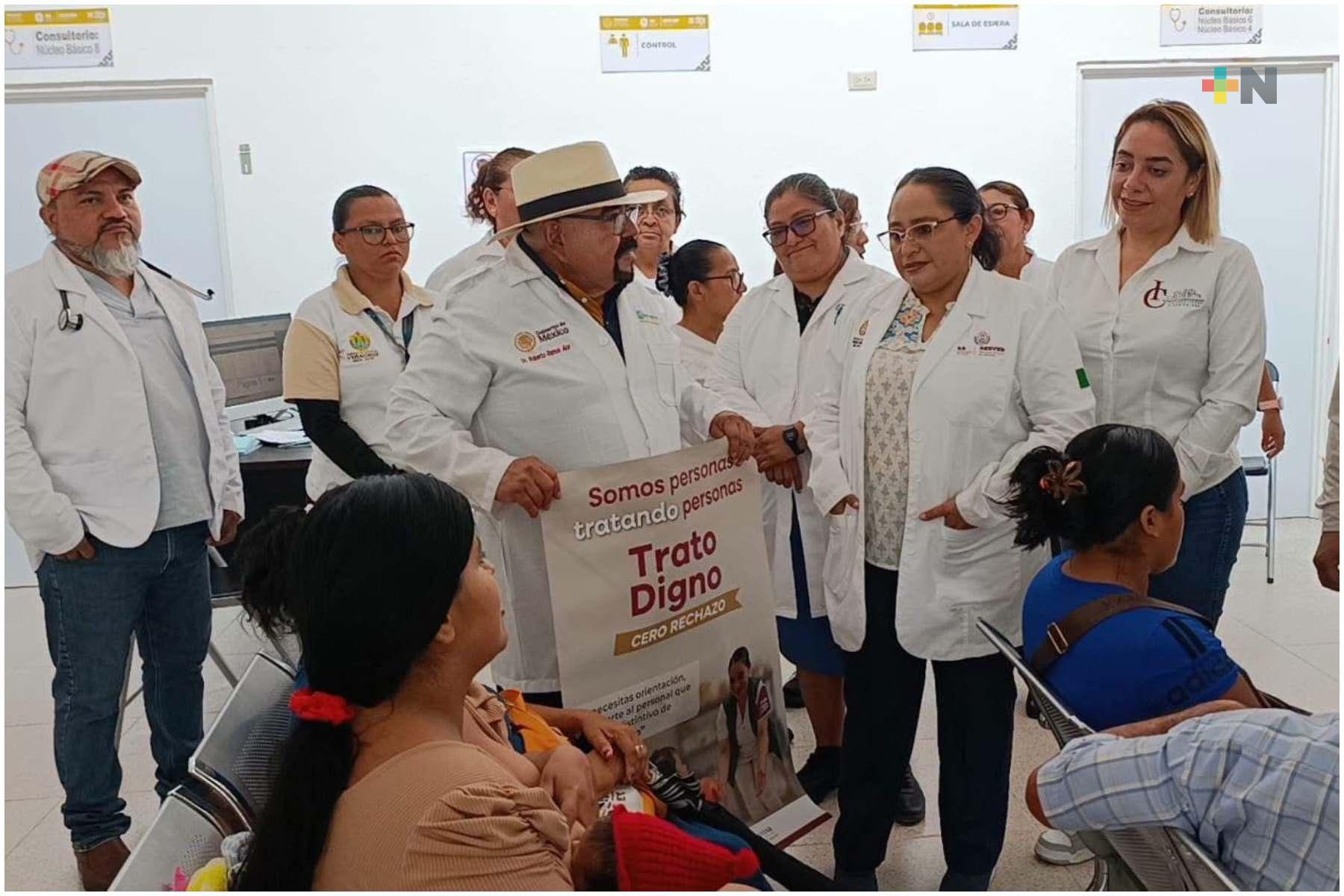 Secretaría de Salud entrega nuevo lote de medicamentos en Las Choapas
