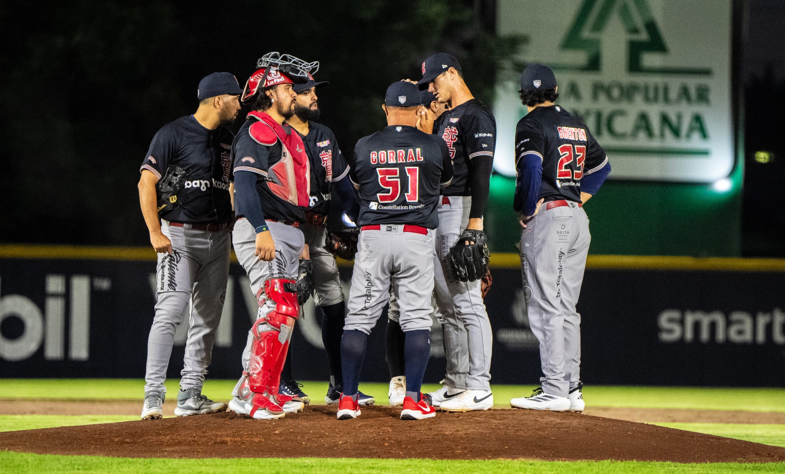 El Águila cae en el Domingo Santana