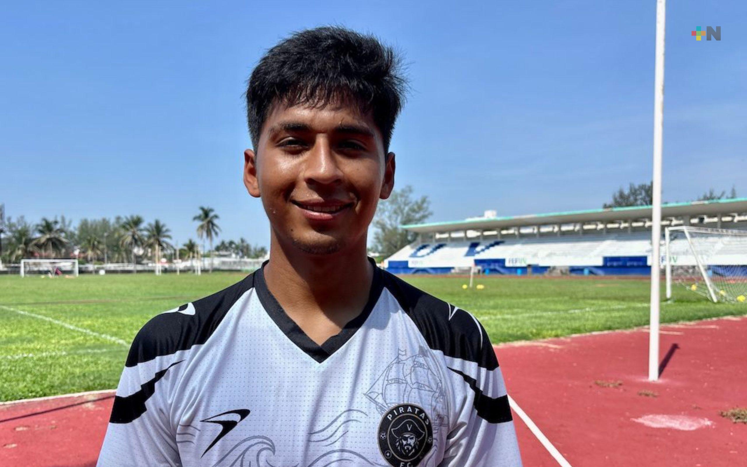 Destaca mediocampista Gabriel López, avance de Piratas FC en la pretemporada
