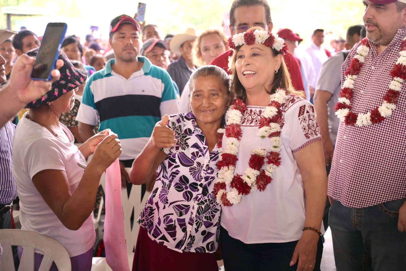 Lleva Gobernadora Rocío Nahle apoyos, mecanización y equipamiento a comunidades de la Huasteca