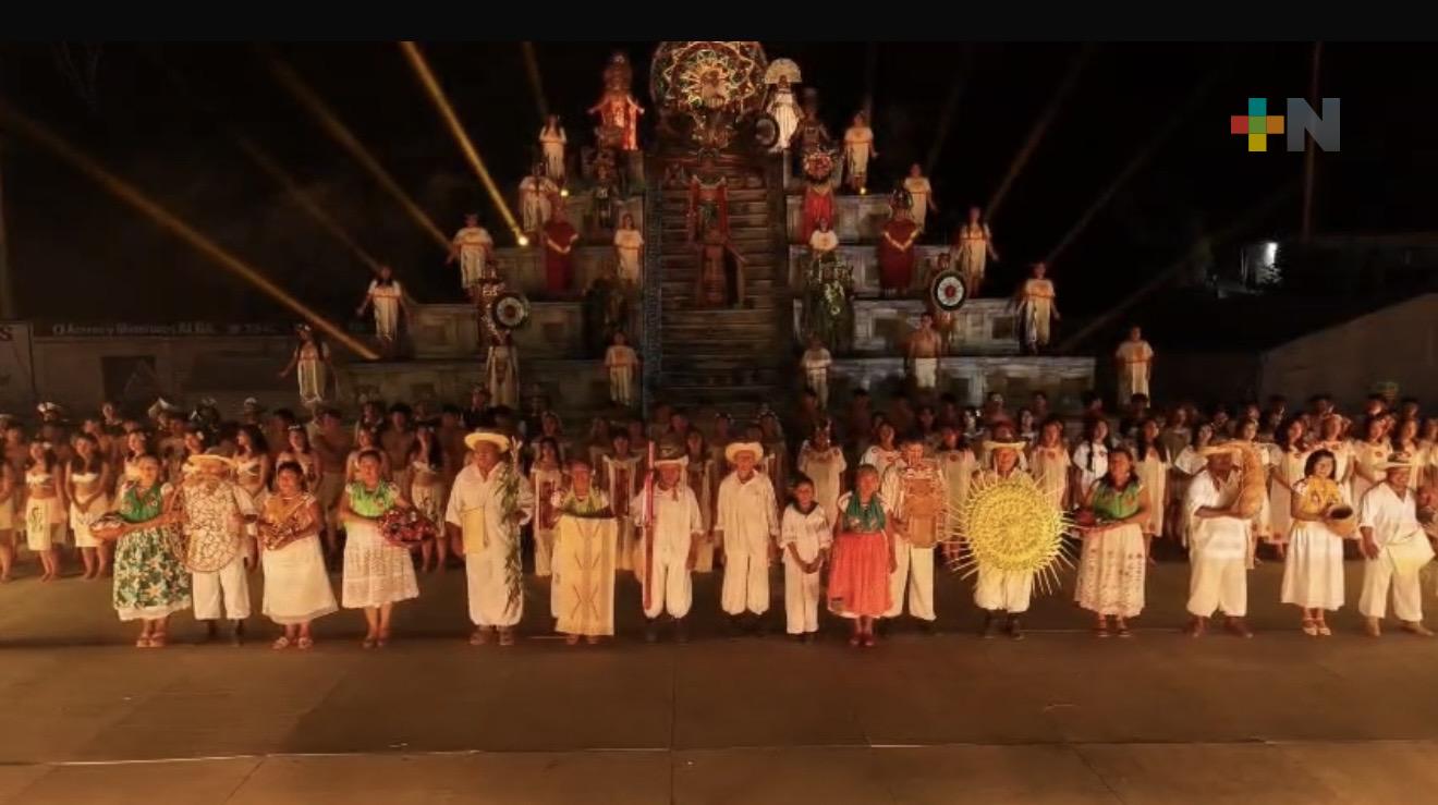 Papantla celebra el Festival Xanath con luz, danza y tradición