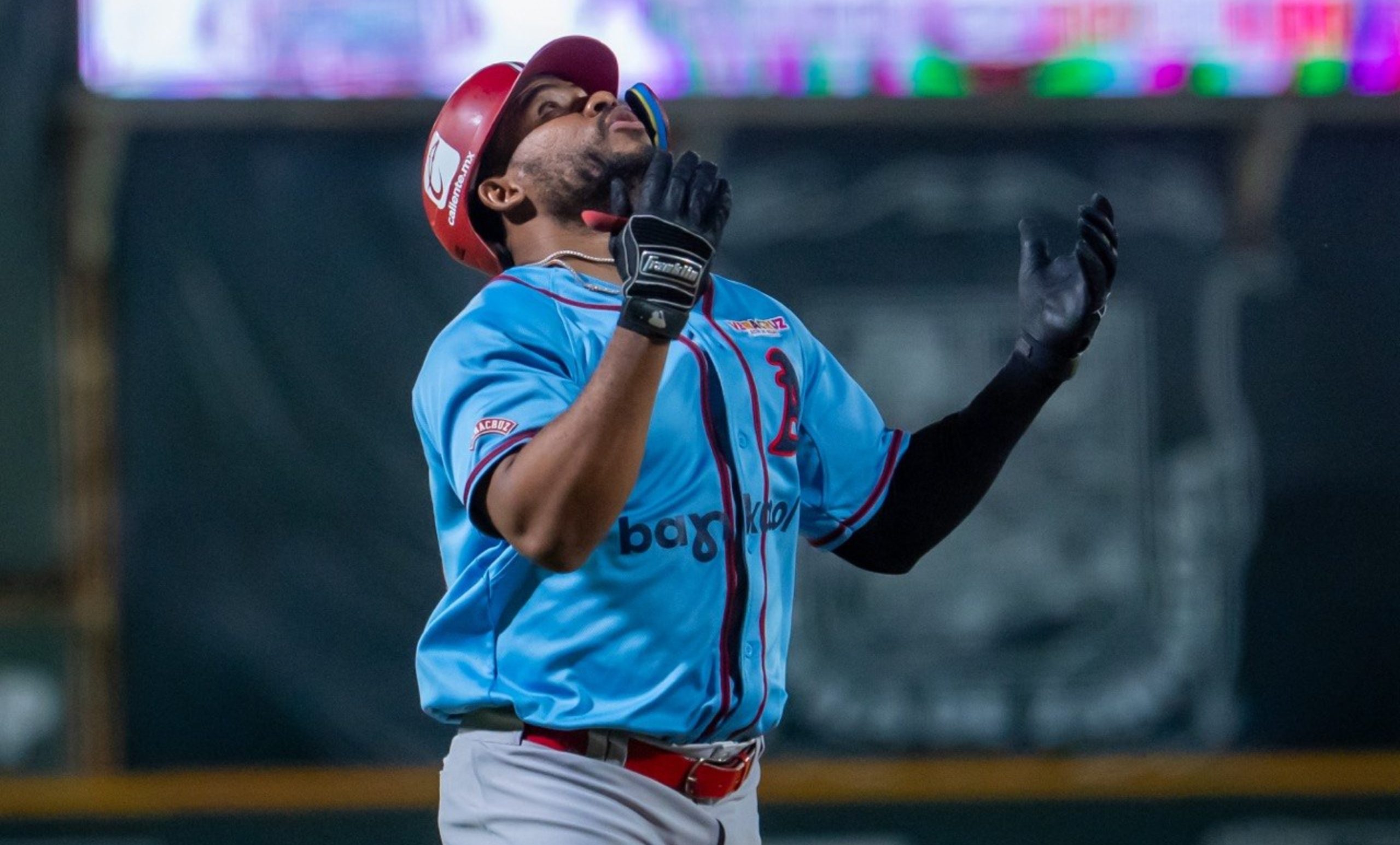 El Águila gana serie en Laguna