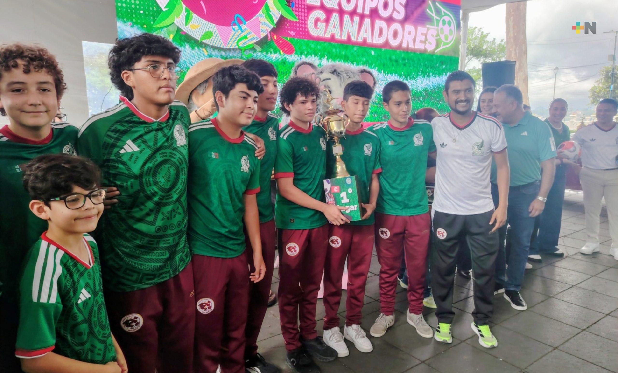Premian a los ganadores del Mundialito Xalapa 2026