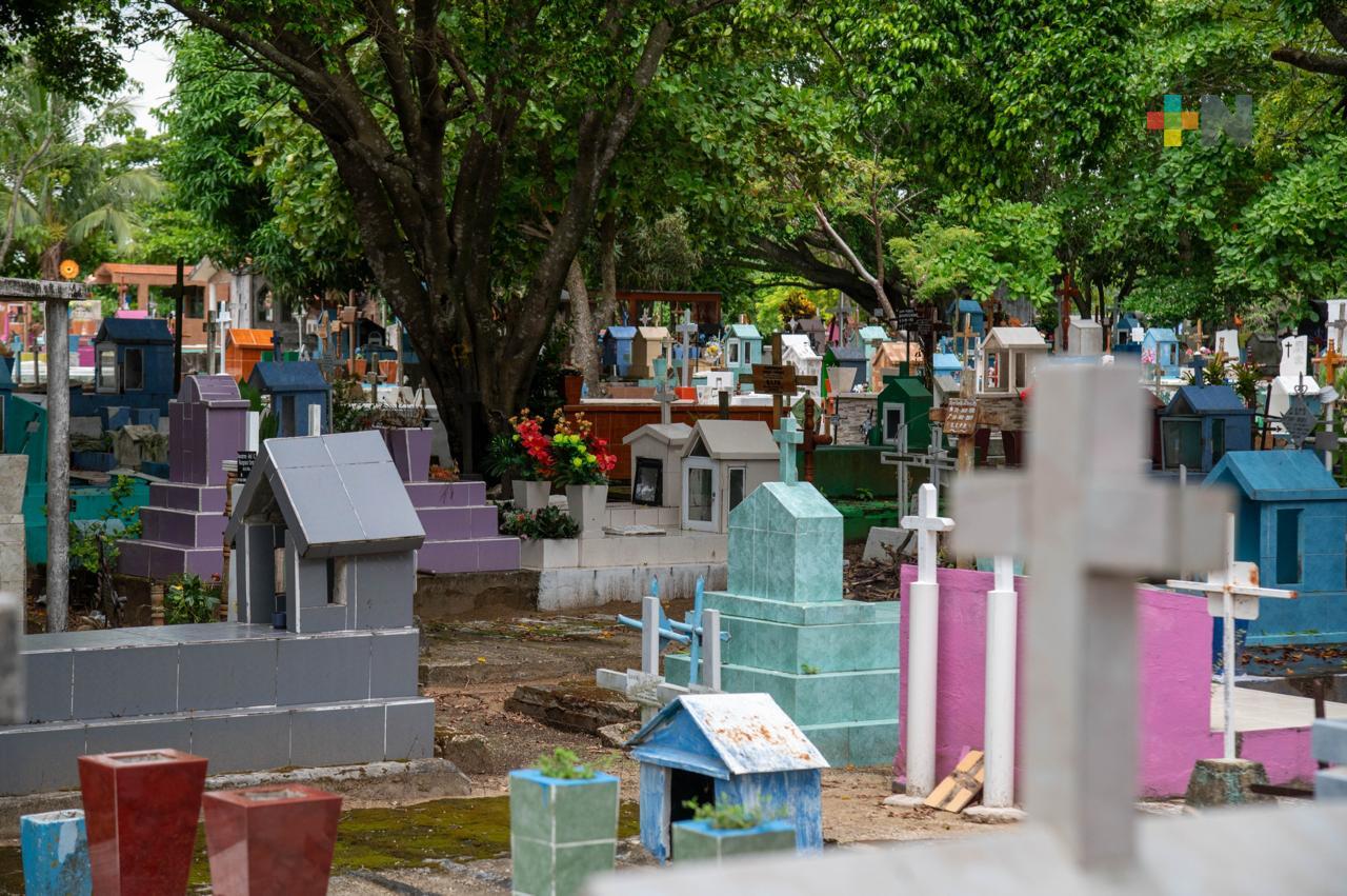 Programa “Descanso Digno” busca regularizar lotes en panteón de Coatzacoalcos