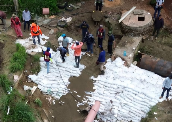 Municipio de Coatza contrata a cien personas para rehabilitar zonas dañadas por lluvia