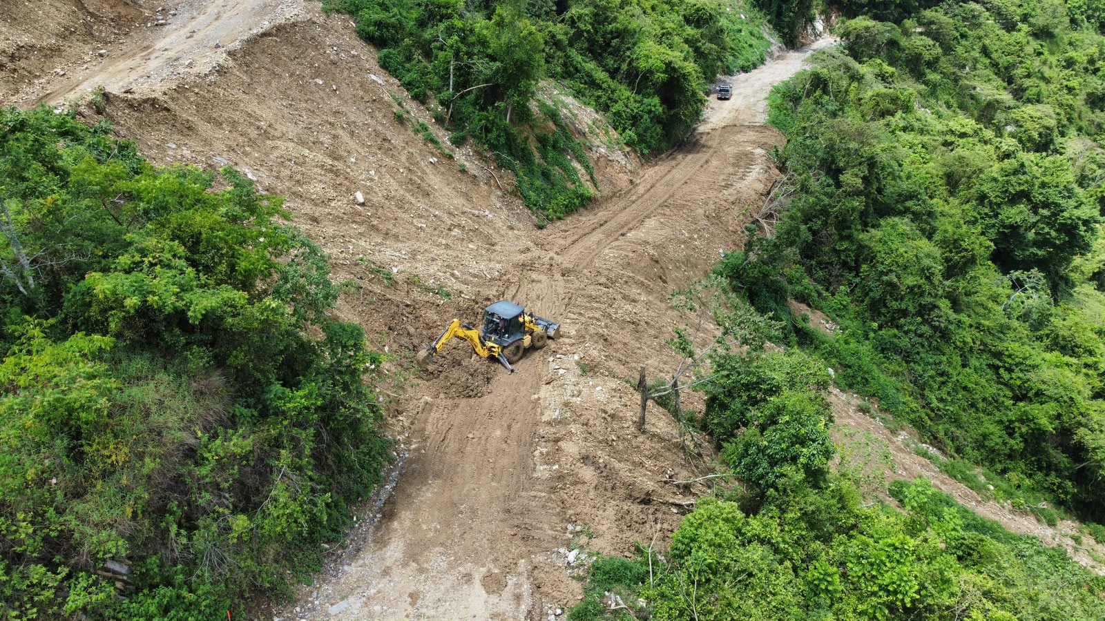 Atiende SICT Incidencias por deslaves en la Sierra de Zongolica; continúan labores de monitoreo y supervisión