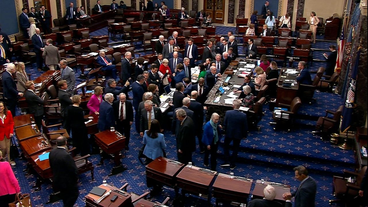 Senado de Estados Unidos aprueba $70 mil millones para seguridad fronteriza